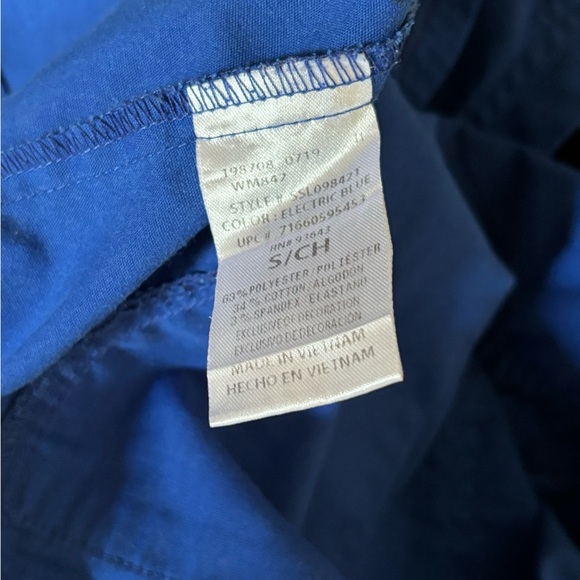 Scrub Uniform Top - Picture 6 of 6